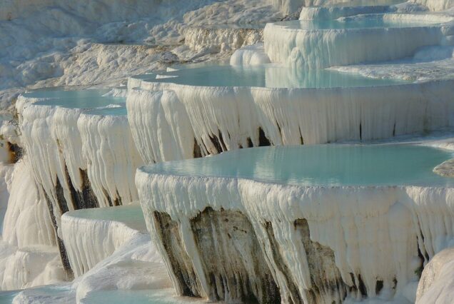 Kibara - Pamukkale - Kaklık Mağarası - Işıklı Göl Nilüferler Turu